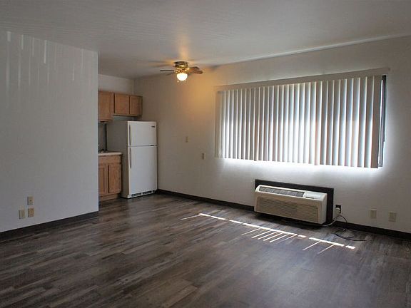 4th image of 1901 Texas Ave #207