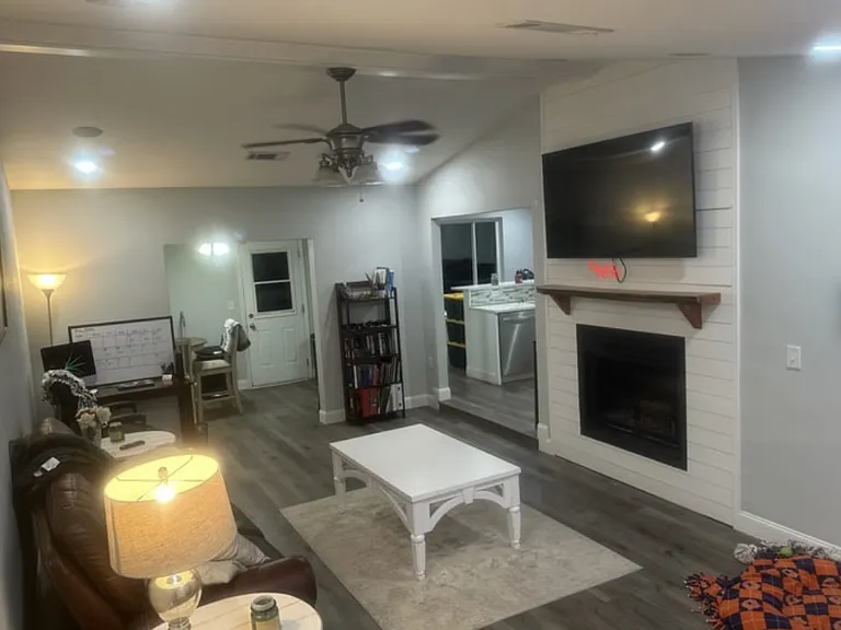 203 Alonzo Ct — Photo 2