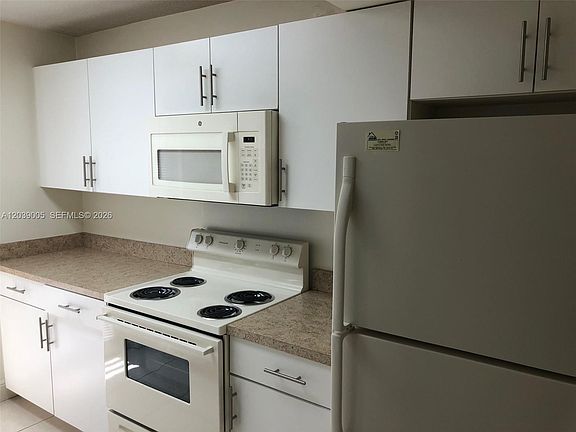 2nd image of 10808 N Kendall Dr APT Q4