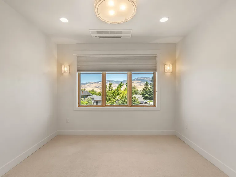 175 Lithia Way #201 — Photo 13