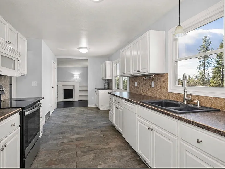 21910 W Bannock Ave — Photo 23