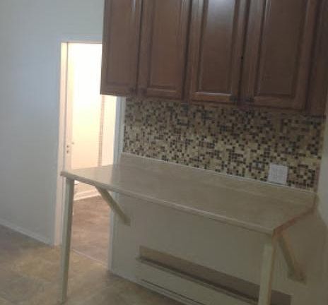 5th image of 98 Ida St Unit 1