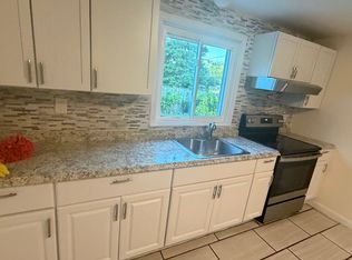 1 Eugene St #1, Providence, RI 02909