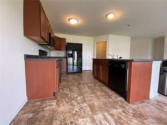 5th image of 2200 Cherrybark Ct