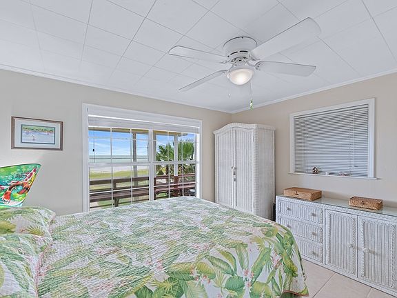 5th image of 715 Bayshore Dr