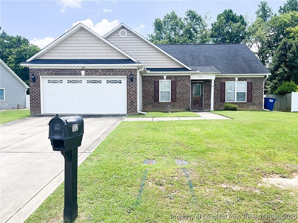 1st image of 142 Crestwood Ln