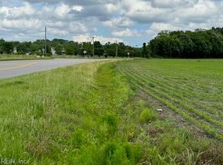 15 Tulls Creek Rd, Moyock, NC 27958