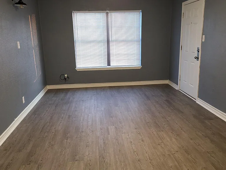 901 Sissom Rd #2 — Photo 4