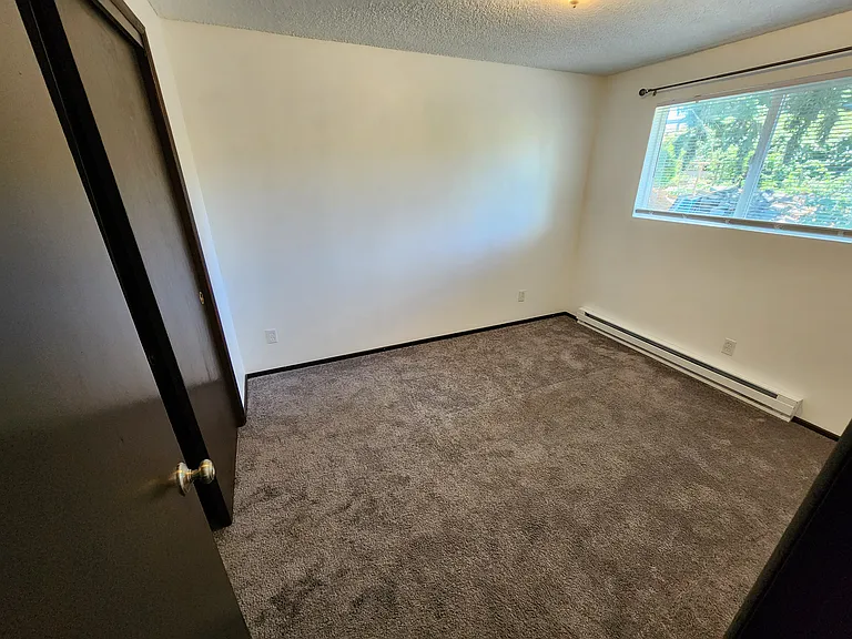 2500 Howard Ave #1 — Photo 10