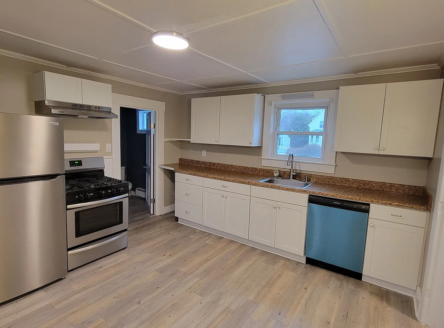 1 bed, 1486 sqft, $850 — Photo 2
