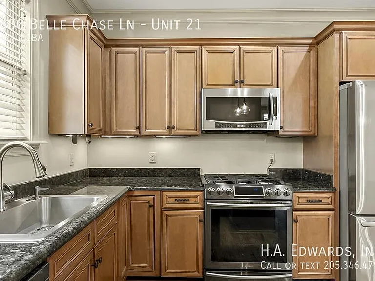 2800 Belle Chase Ln #21 — Photo 3