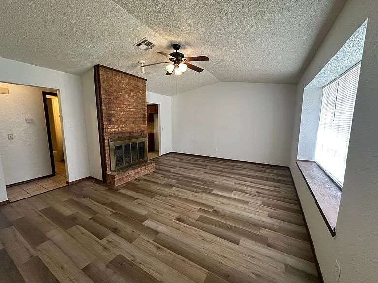 108 Kendra Dr — Photo 7