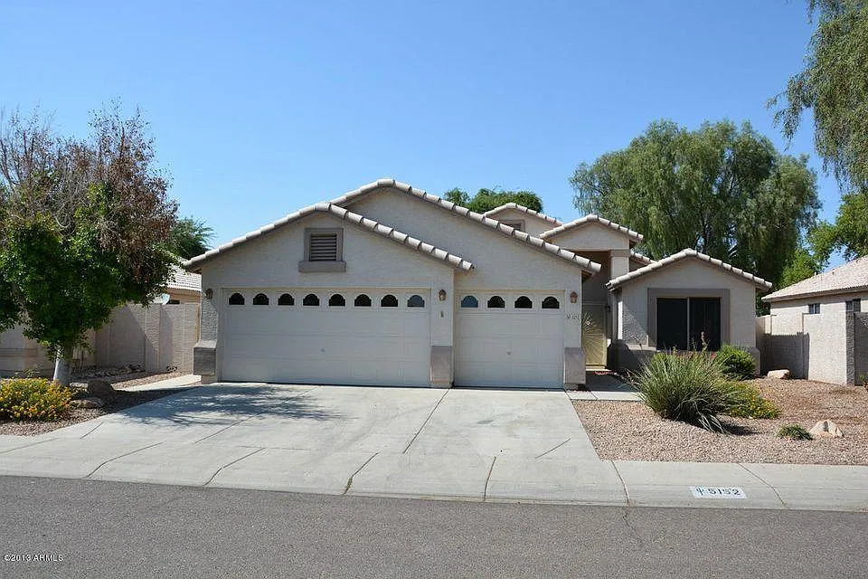 3 bed, 2058 sqft, $1,950 — Photo 1