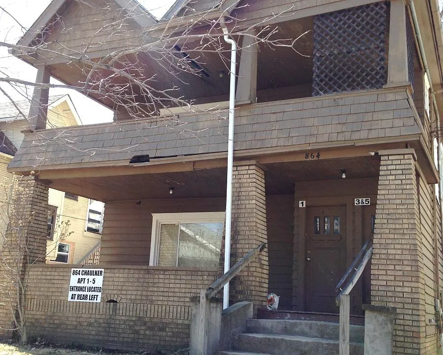 864 Chalker St #3