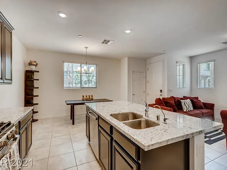 827 E Spring Estates Ave — Photo 12
