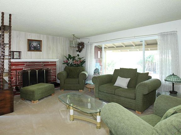 3rd image of 931 Fairfield Ave