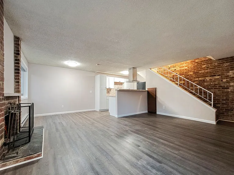 Fairwood Renton — Photo 14