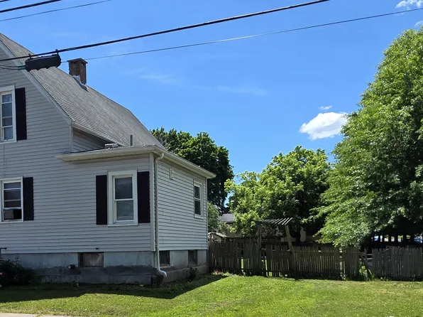 28 Pine Street, Meriden, CT 06451