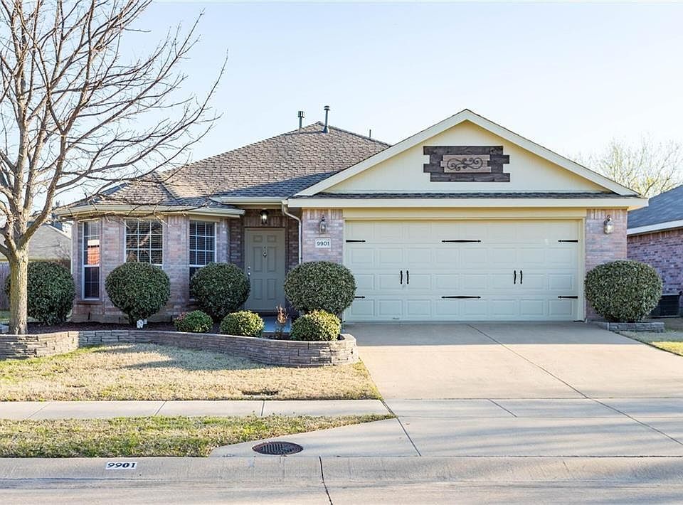 1st image of 9901 Tyler Dr