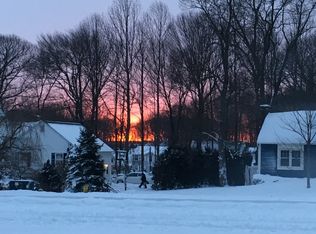 22 Country Way, Wallingford, CT 06492