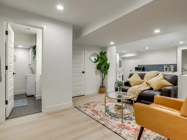 9765 Dunning Cir #BASEMENT — Photo 14