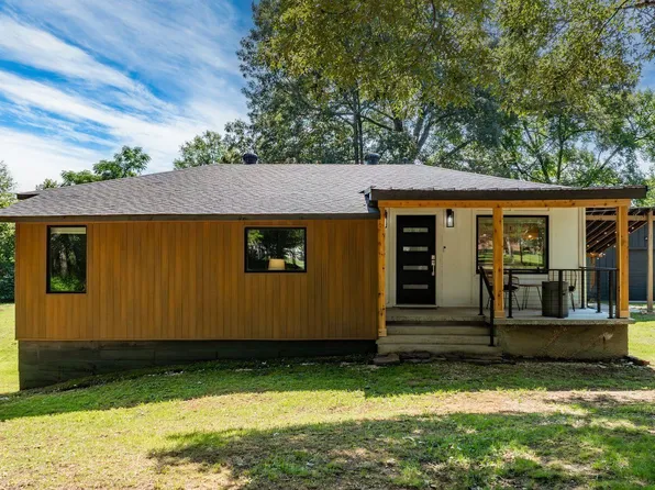7616 Samples Rd, Benton, AR 72019