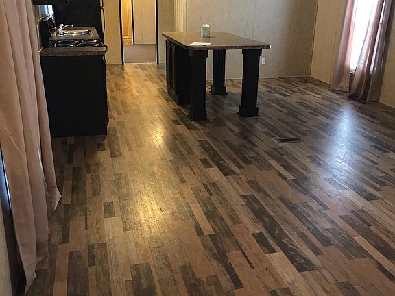3rd image of 211 Penny Dr #0