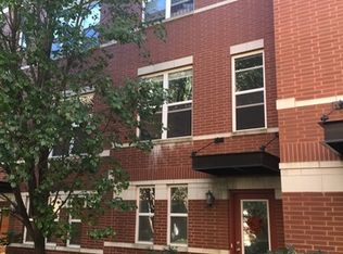 527 Chicago Ave #E, Evanston, IL 60202