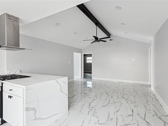 4th image of 540 Brookmeade Dr