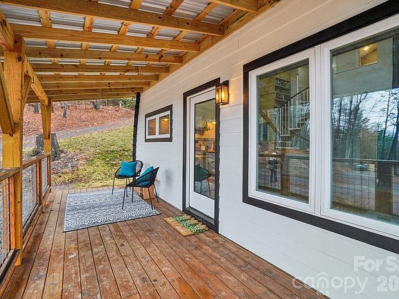 3rd image of 1791 Rabbit Skin Rd