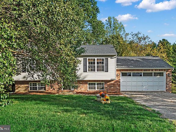 2nd image of 10029 Windridge Dr
