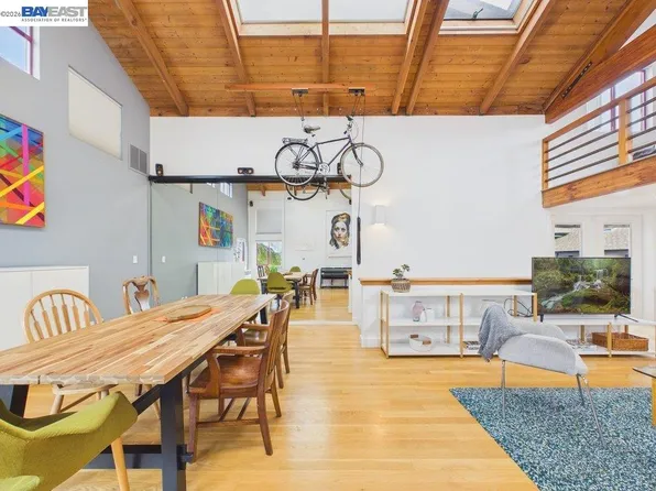 2932 Filbert St APT 2, Oakland, CA 94608