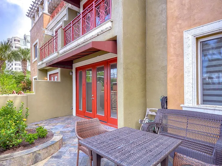 4907 Bayshore Blvd — Photo 10