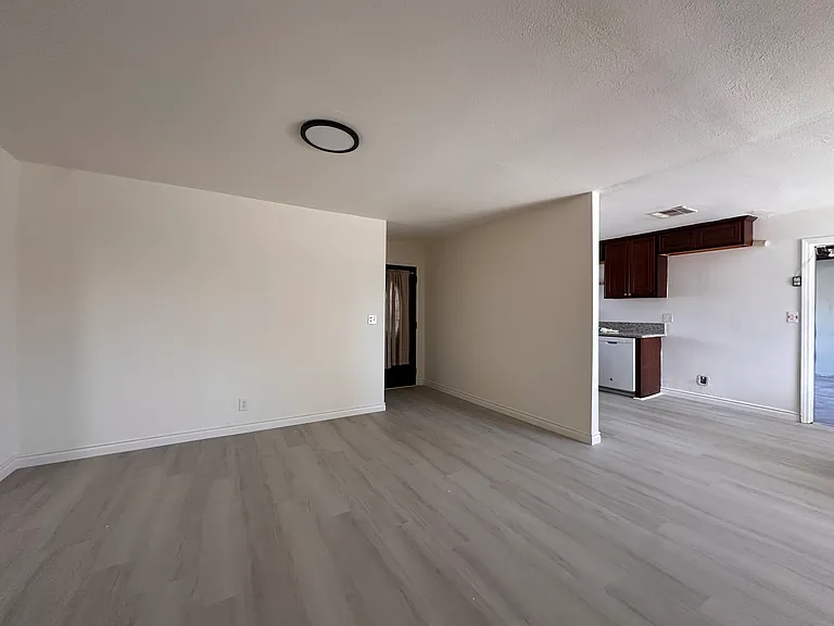 2146 Cantaria Ave — Photo 3
