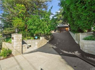21448 Providencia St, Woodland Hills, CA 91364