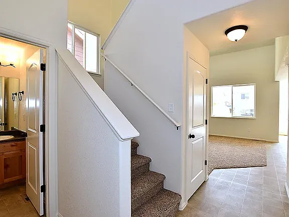 2405 Jasmine Ln — Photo 5