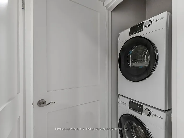 543 Roxton Rd #1 — Photo 10