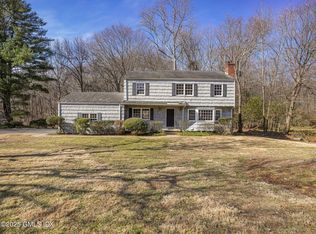 124 Akbar Rd, Stamford, CT 06902