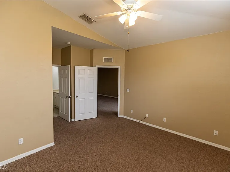 4275 Bellasol Cir #2223 — Photo 9