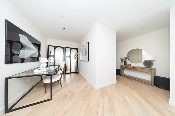 Sold by Platinum Properties | media 14