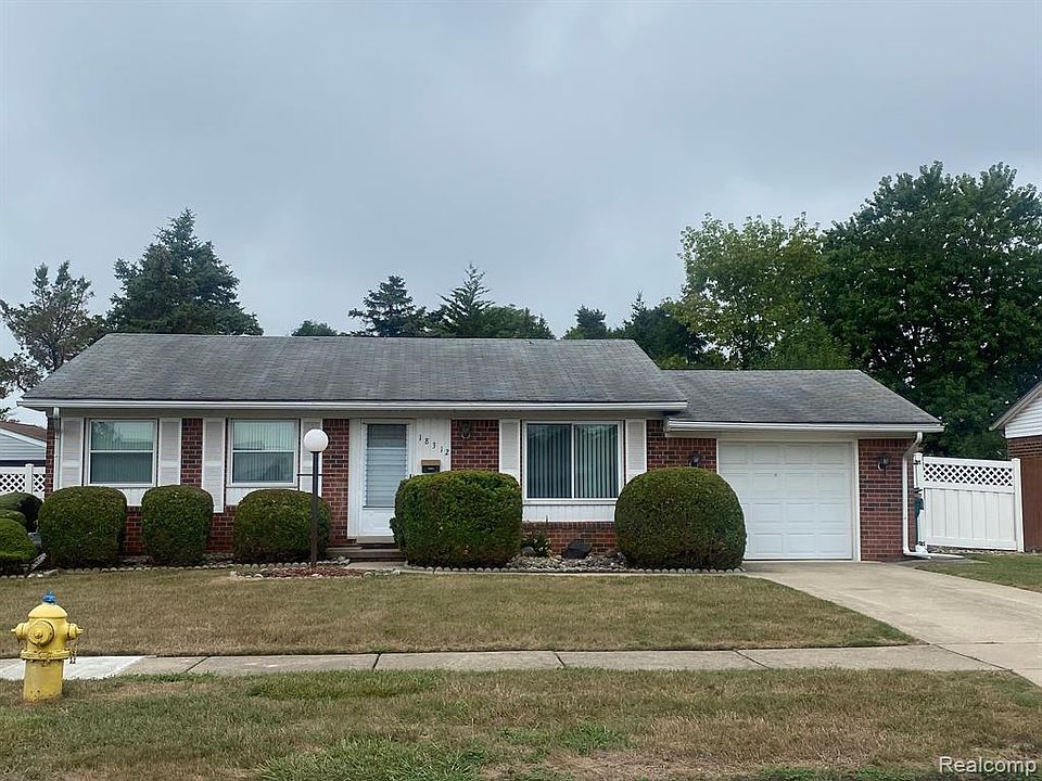 18312 Winwood Ave, Brownstown, MI 48193 Zillow