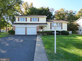 634 Bamford Rd, Cherry Hill, NJ 08003
