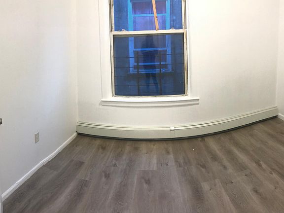 5th image of 1025 College Ave Floor 3