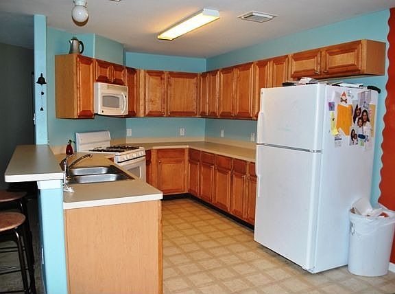 5th image of 8531 Doskocil Dr