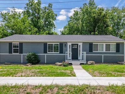 303 W Front St, Grain Valley, MO, 64029