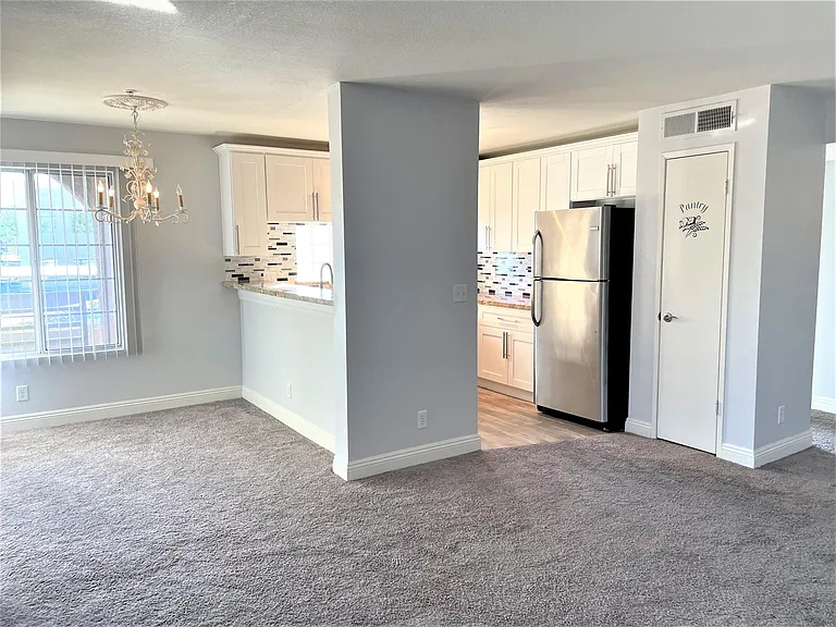 2111 Sealion Dr — Photo 37