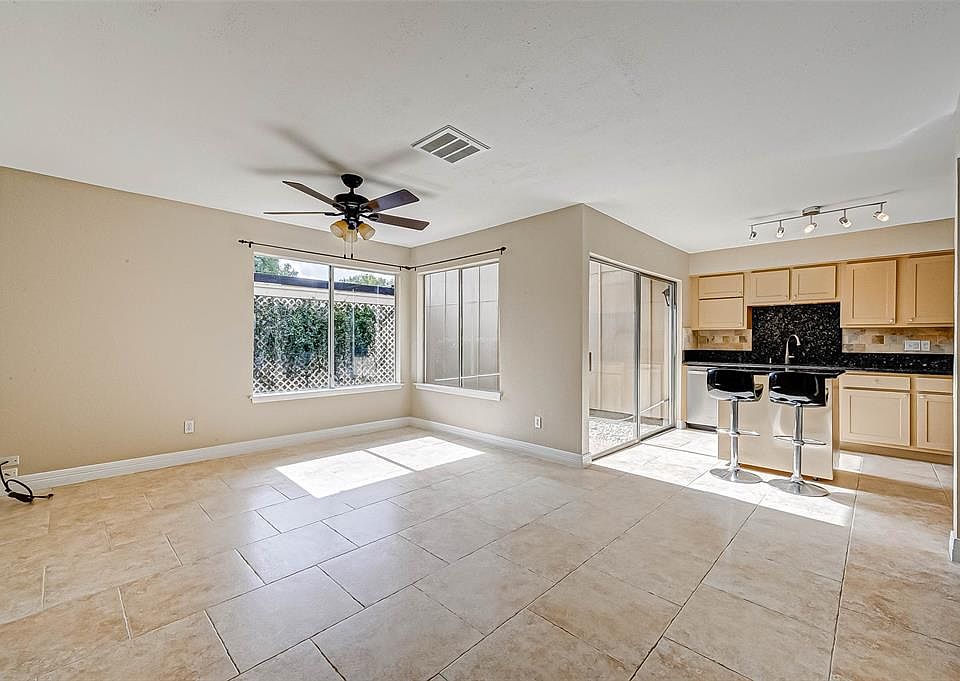 DEN AREA OPEN TO THE KITCHEN