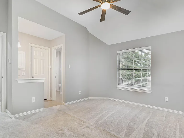 6009 Charleston Dr — Photo 20
