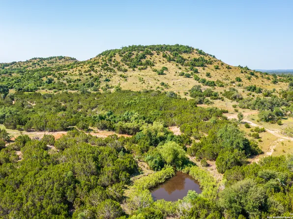 1622-1662 Althaus-Davis RD, Fredericksburg, TX 78624