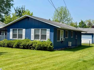 217 Evans St, East Tawas, MI 48730